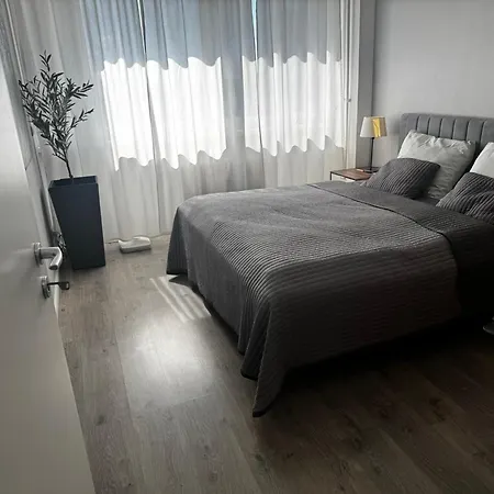 Stromova - Two Bedroms *