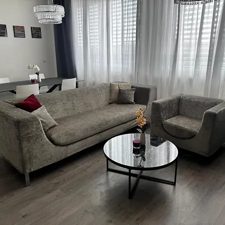 Apartment Stromova - Two Bedroms Pressburg